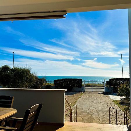 Edo House Anzio - Beachfront - Fronte Mare - Affittacamere Exteriér fotografie