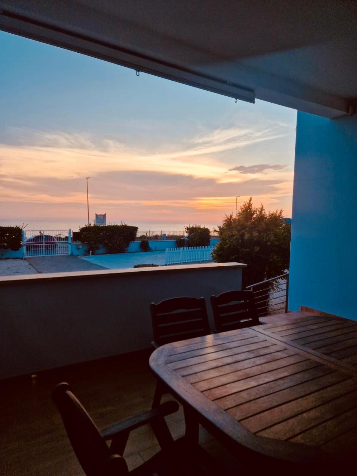 Edo House Anzio - Beachfront - Fronte Mare - Affittacamere Exteriér fotografie